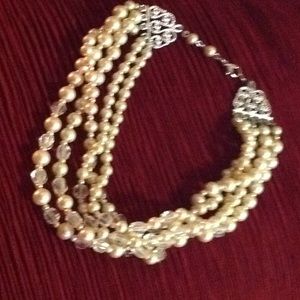Stunning vintage multiple strand Pearl beads